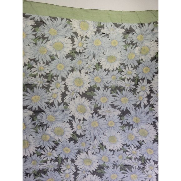 Dolce & Gabbana Foulard Large Square Neck Scarf Daisy Rolled Hem 100% Silk D&G - Picture 12 of 12